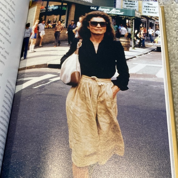 Gucci EUC history of this fashion house - Picture 4 of 7